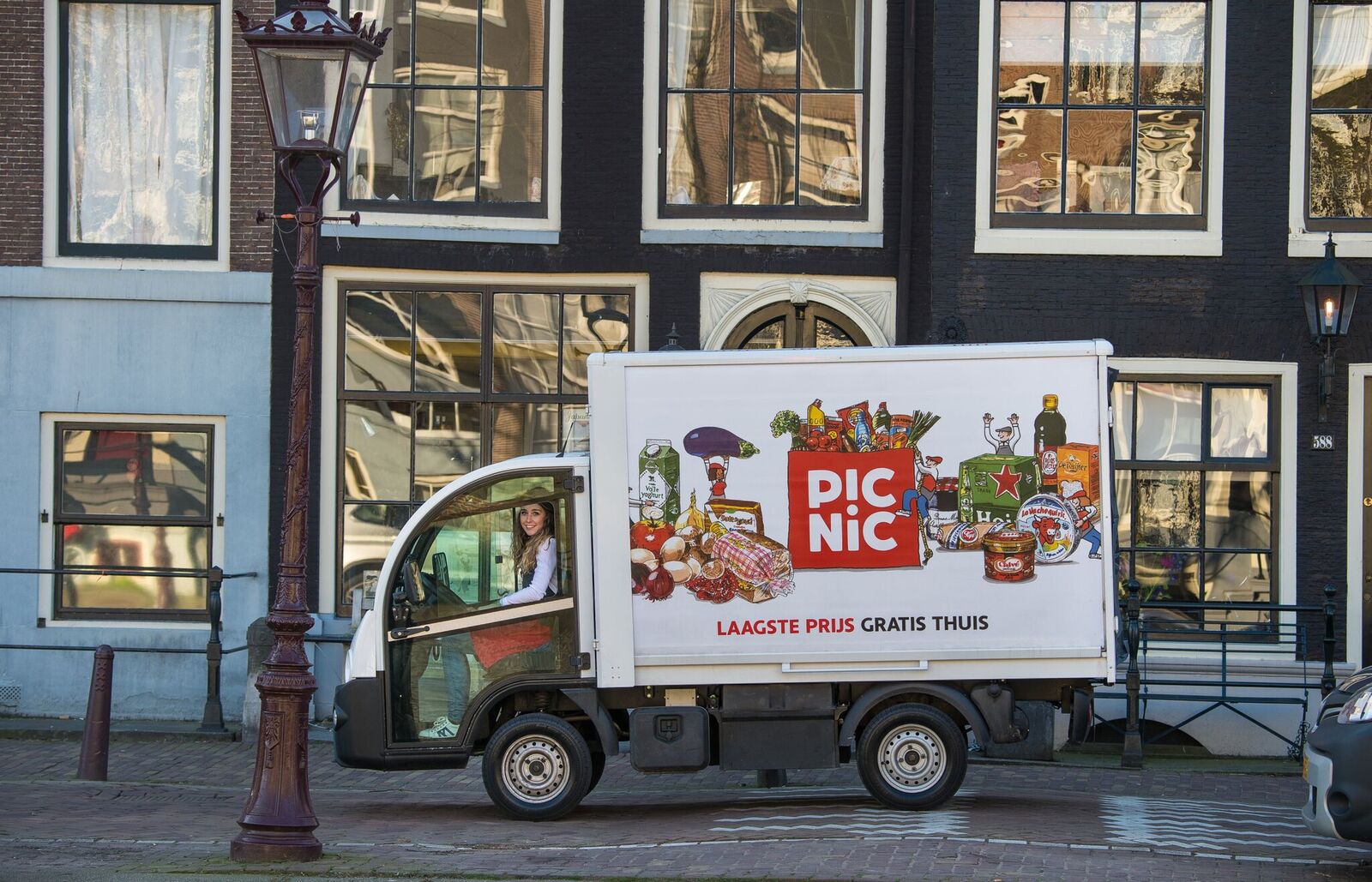 Picnic breidt in Amsterdam verder uit